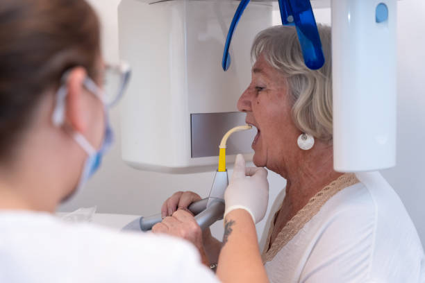 Best Cracked Tooth Emergency Dentist  in New Baden, IL